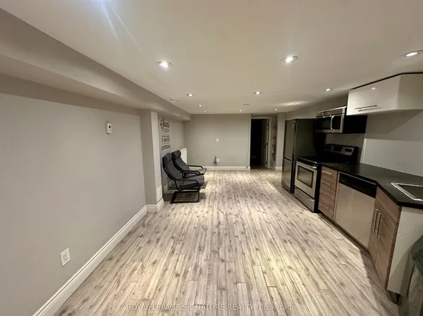 66 Condor Ave #Basement, Toronto, ON M4J 3M9