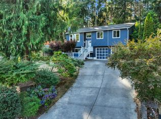 3975 Fischer Park Ave NE, Bremerton, WA 98310