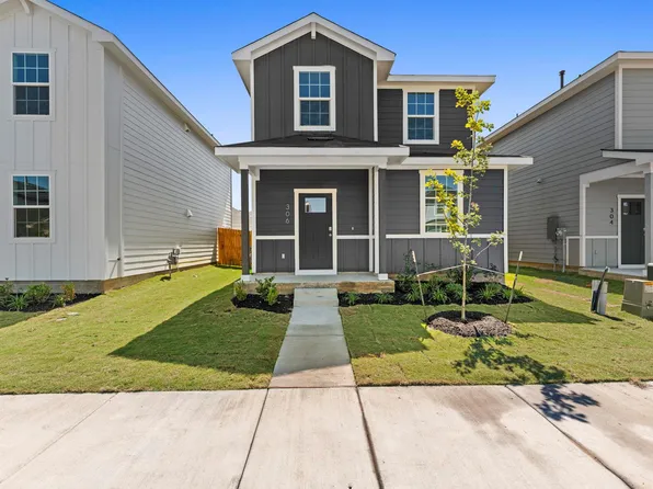 306 Santo Domingo Rd, Bastrop, TX 78602