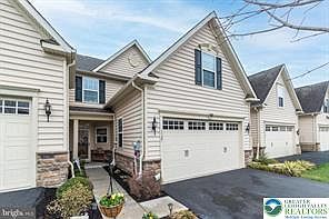 1st image of 1127 Arbour Ln