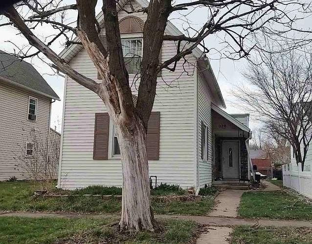 1st image of 328 Summit St