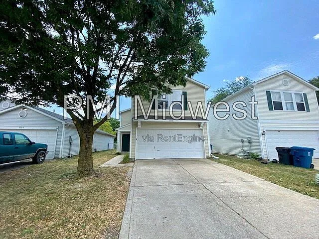 3 bed, 2.5 bath, 1314 sqft, $1,779 — Photo 2