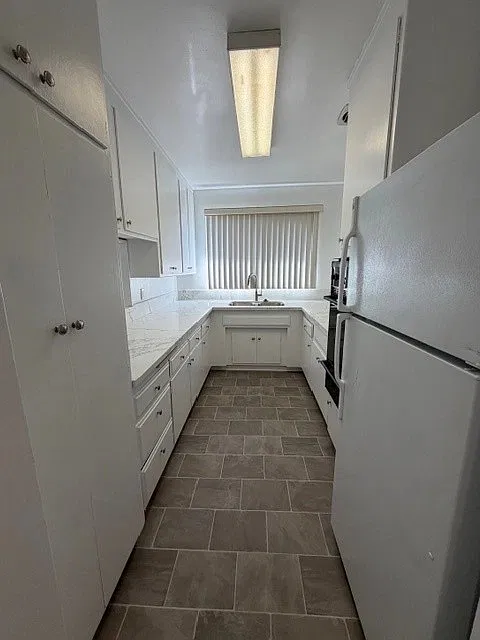 1 bed, 1.0 bath, $2,395 — Photo 4