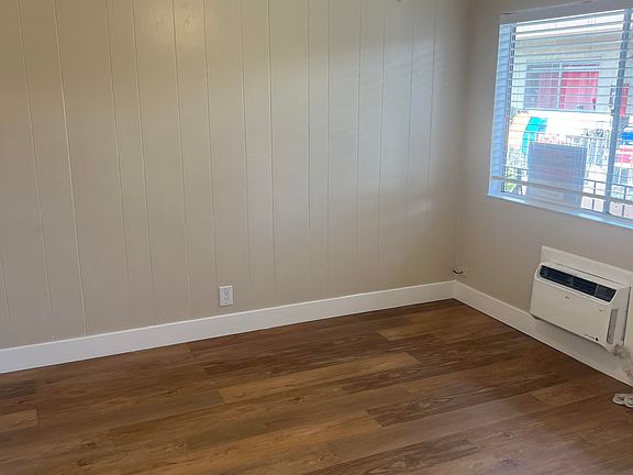 2nd image of 3104 Lone Tree Way APT 8