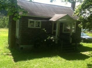609 E Main St, Mahaffey, PA 15757