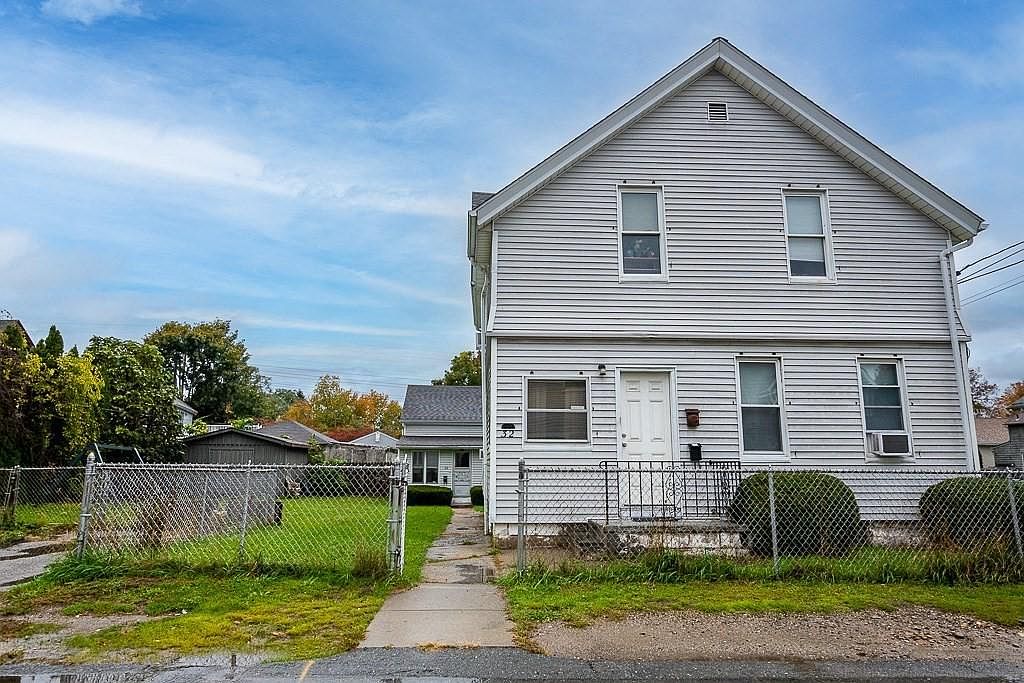 32 Dickinson St, Fall River, MA 02721 Zillow