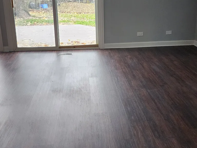 209 Coral Ct — Photo 10