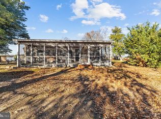 1212 Candy Point Rd, Heathsville, VA 22473