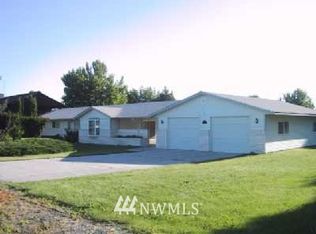 813 E Lark Ave, Moses Lake, WA 98837