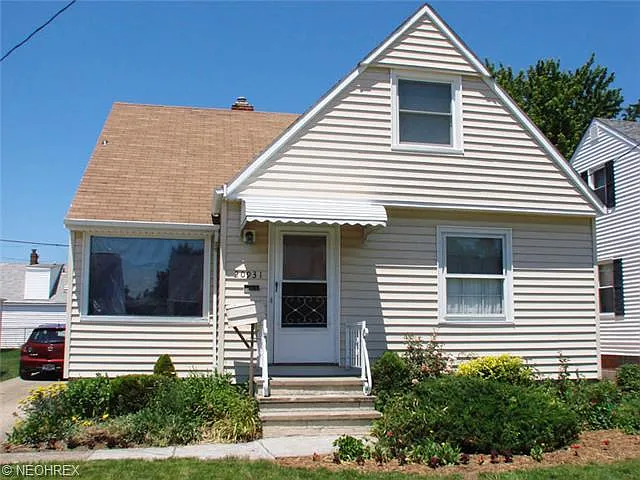 20931 Wilmore Ave photo 1
