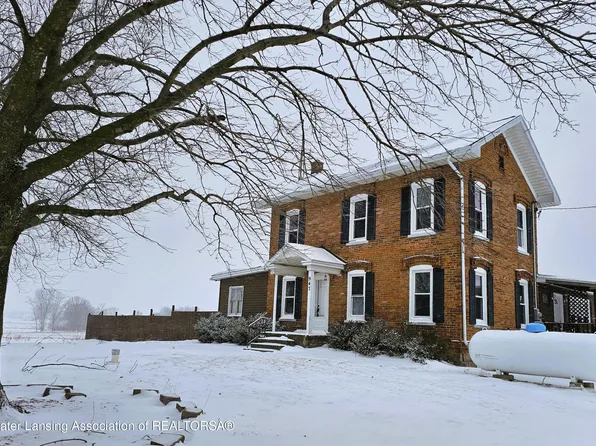 947 Catholic Church Rd, Leslie, MI 49251