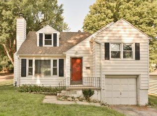 1948 S 49th St, Omaha, NE 68106