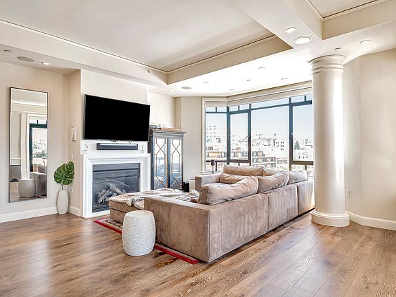 2nd image of 1501 Greenwich St Unit 503