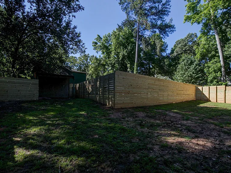 907 Green Meadow Dr — Photo 15