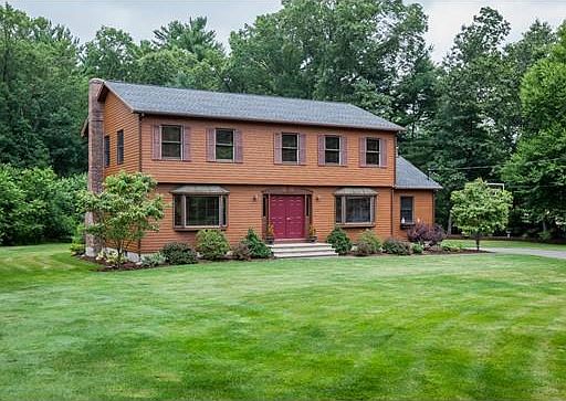 1st image of 44 Woodlawn St