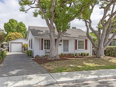 80 Centre St, Mountain View, CA, 94041