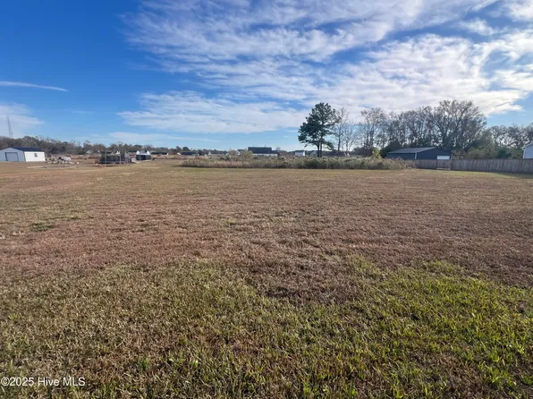 302/304 Francktown Road, Richlands, NC 28574