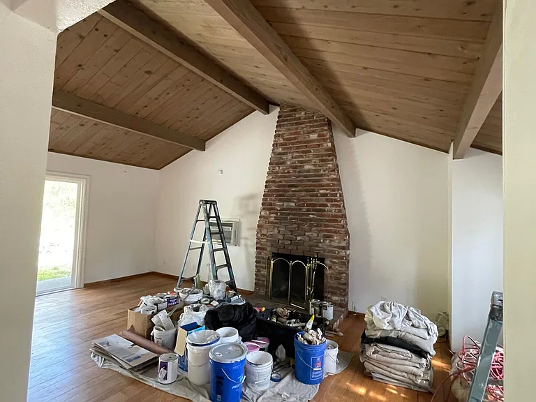 950 Happy Valley Ct — Photo 2