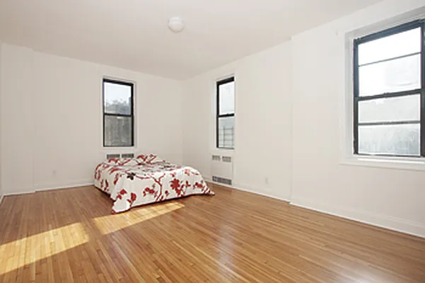 Sold by Brooklyn Hearth Realty | media 18