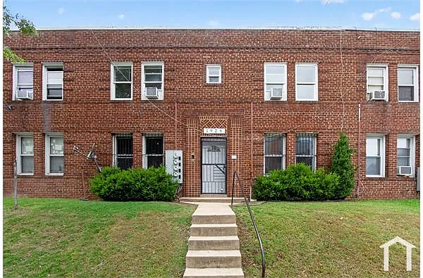 Building Photo - 1926 I St NE