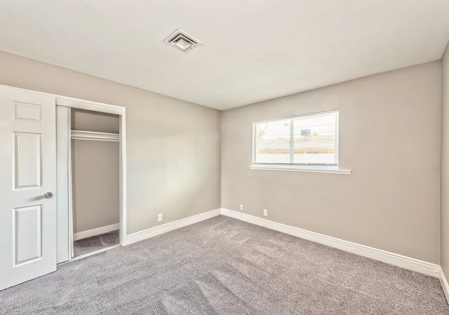 4421 Hillcrest Avenue, Las Vegas, Nevada 89102 — Photo 3