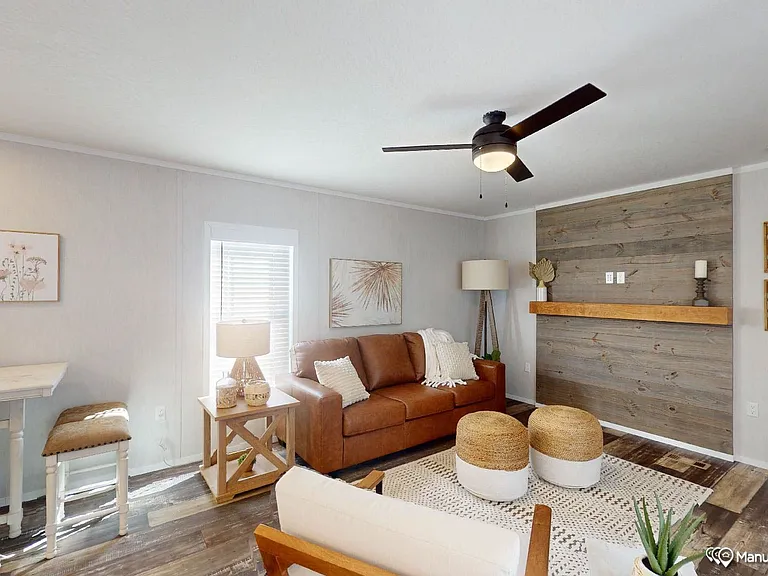 1109 Beltline Rd — Photo 3
