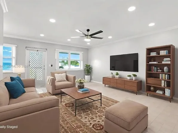 61 Somerset C, West Palm Beach, FL 33417