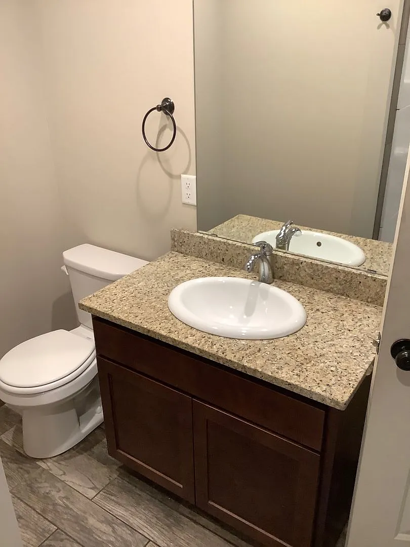 Updated 8-Bedroom House in Dinkytown! — Photo 4