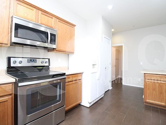 3rd image of 1265 S Aaron Dr Unit 288