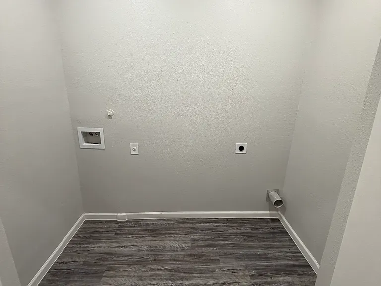 1623 W Ashby Pl — Photo 11