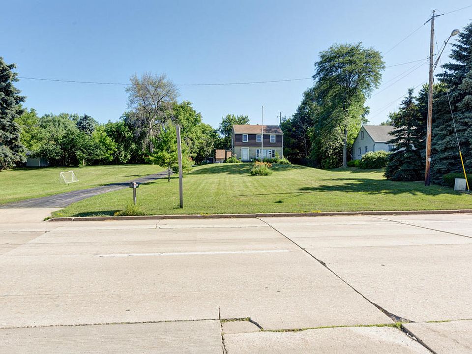 1st image of 133 W College Ave