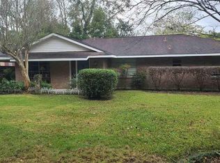 147 Clara Dr, Baton Rouge, LA 70808