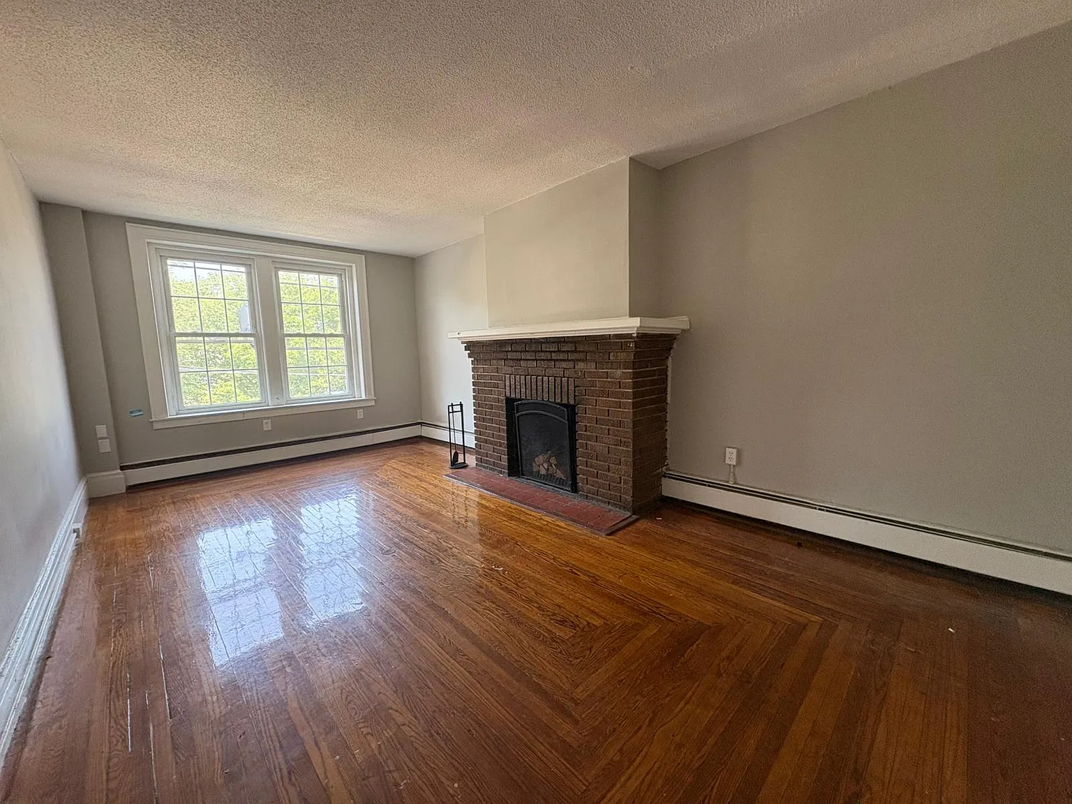 2 bed, $1,450 — Photo 2