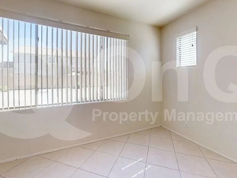 19605 E Carriage Way — Photo 7