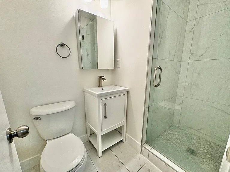 1045 N Edinburgh Ave #4 — Photo 23