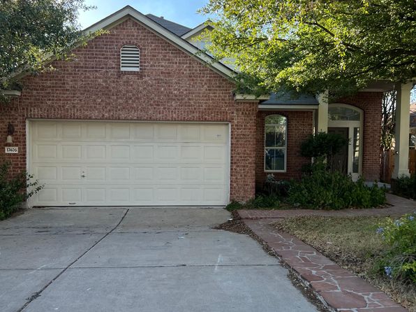 17406 Orwell Ln