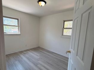 12054 194th St, Jamaica, NY 11412
