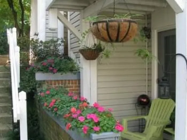 2929A S Woodstock St #1, Arlington, VA 22206