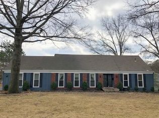 10320 Overbrook Rd, Leawood, KS 66206