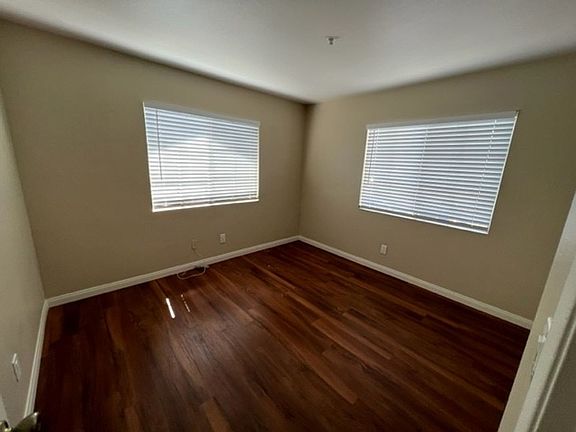 4th image of 588 Arizona St #7