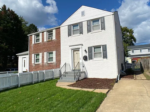 3729 3rd St S Photo 1