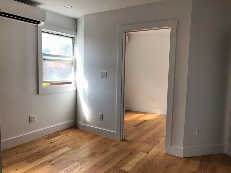 1st image of 40-18 Greenpoint Ave #B