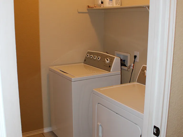 1322 Oriole Ct — Photo 25