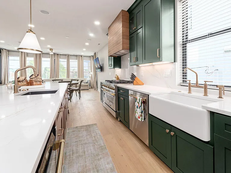 557 South Ln — Photo 13
