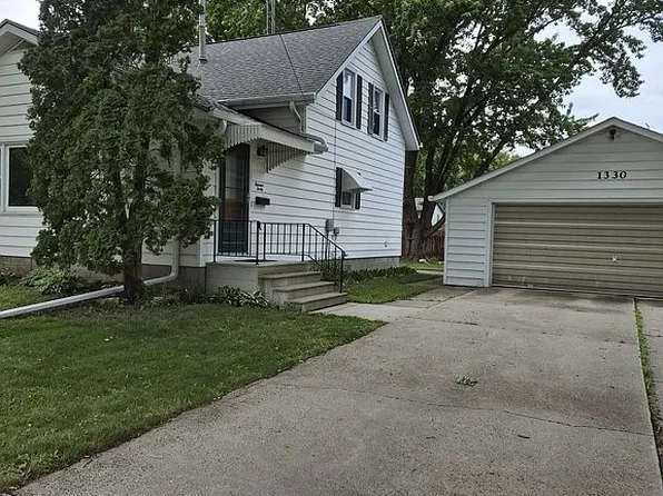 1330 13th Ave, Manson, IA 50563
