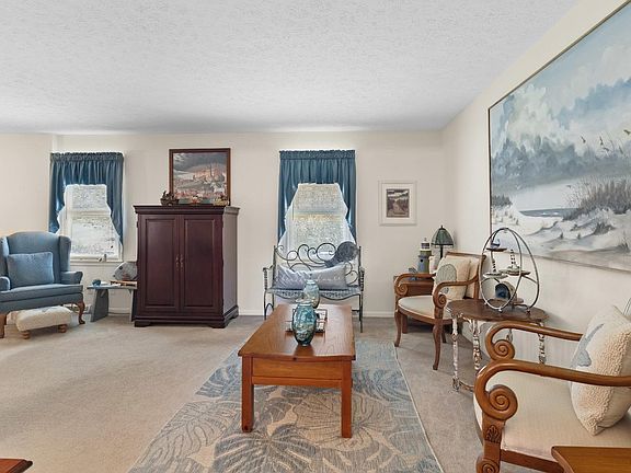 5th image of 402 Kirkley Cir
