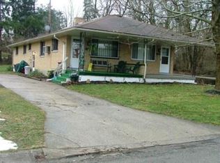 232 W Orchard Springs Dr, Dayton, OH 45415