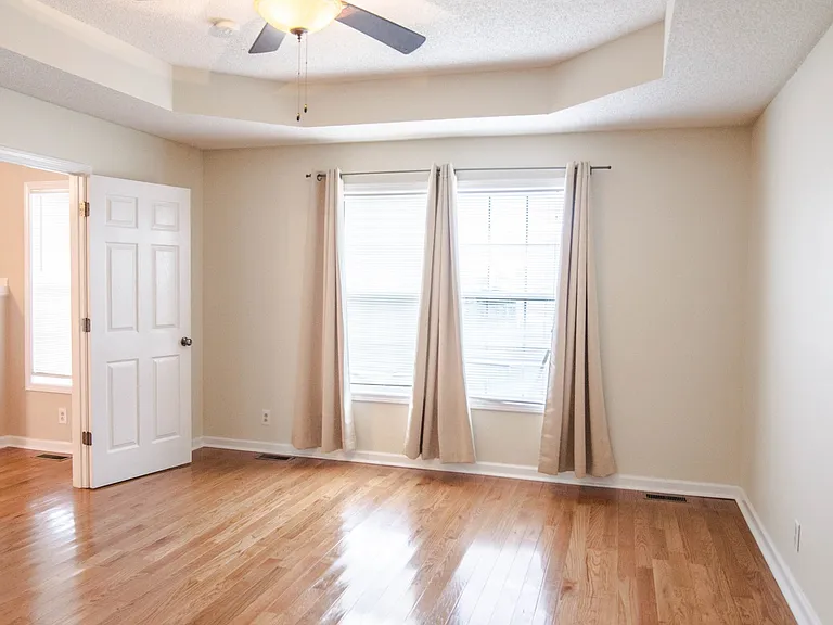 3669 S Naples Ct — Photo 7