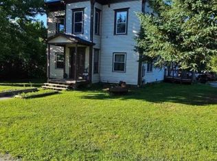 469 Montgomery Rd, East Berkshire, VT 05447