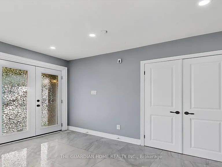 75 Durham St #MAIN FL — Photo 6